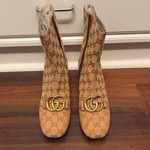 Gucci Women's Beige Boots